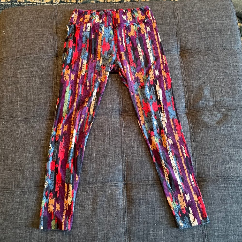 LuLaRoe leggings- abstract print
